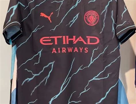 Man City fans will be able to design third kit for the 2026